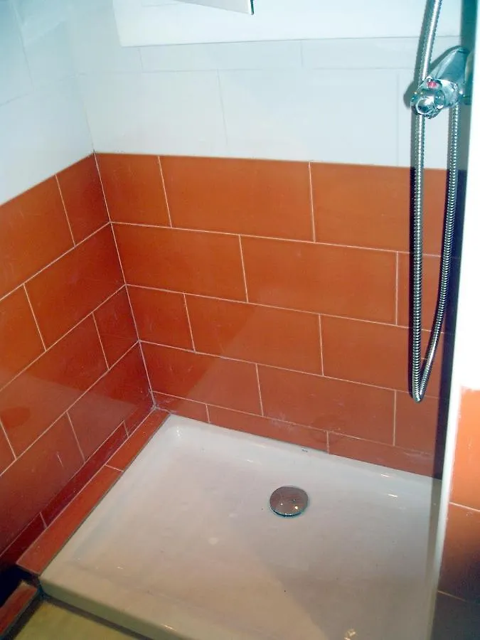 Apartamento A 17 M. De La Playa سان أنتوني دي كالونخي 0*,
