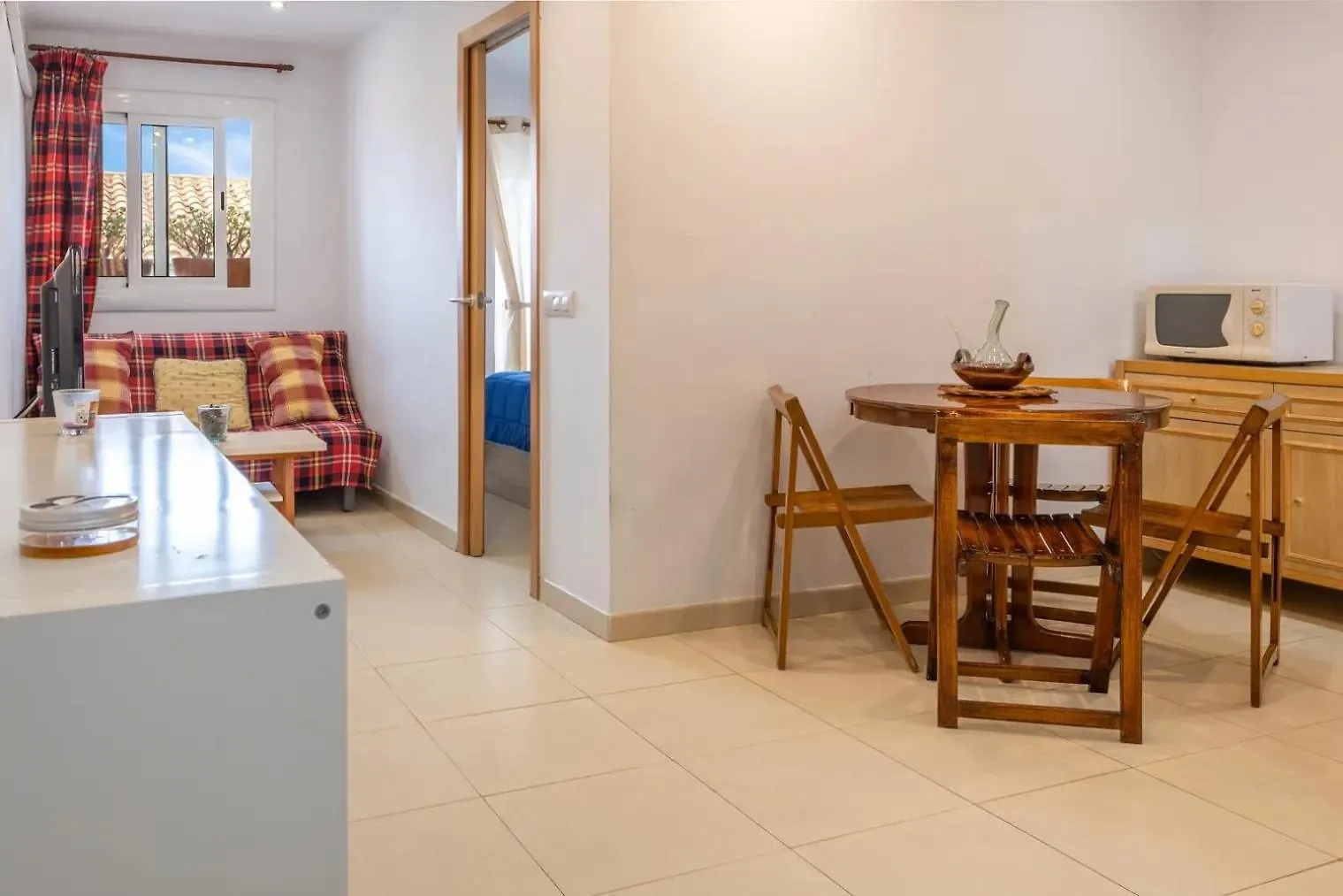 شقة Apartamento A 17 M. De La Playa سان أنتوني دي كالونخي إسبانيا
