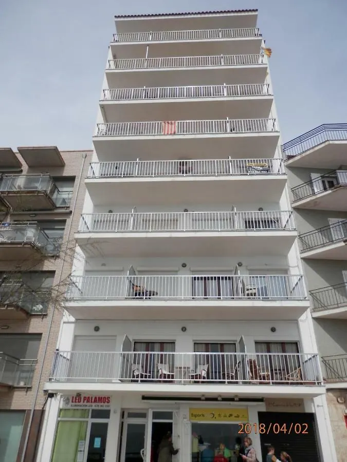 Apartamento A 17 M. De La Playa سان أنتوني دي كالونخي